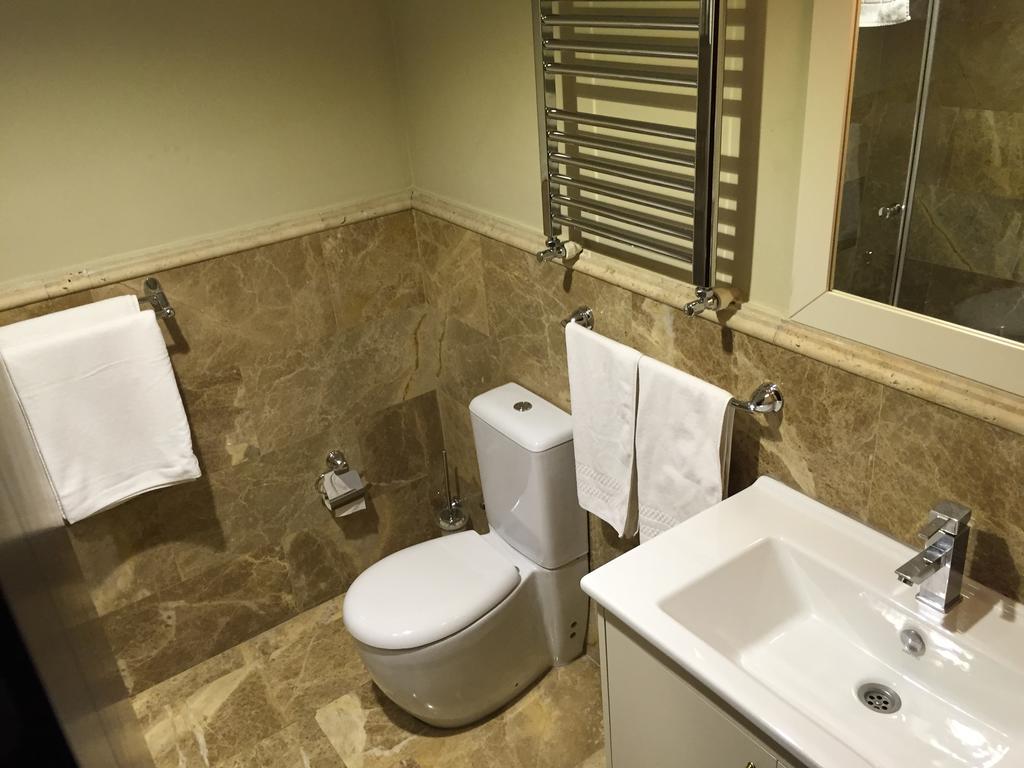 Kadikoy Park Suites Istanbul Bagian luar foto