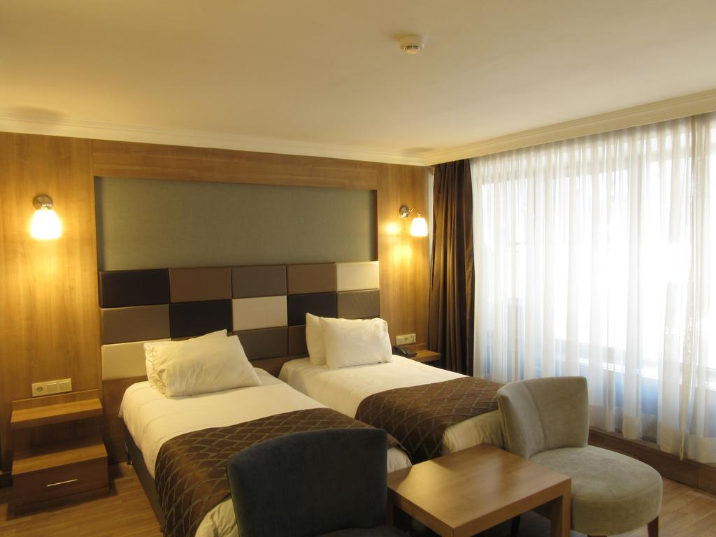 Kadikoy Park Suites Istanbul Bagian luar foto
